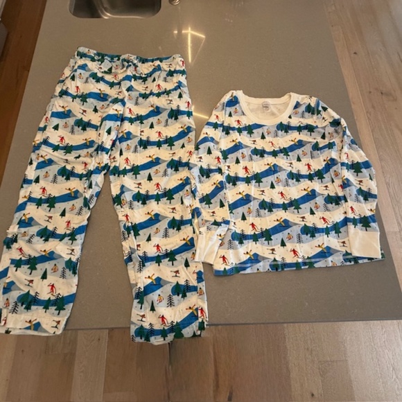 Hanna Andersson Other - Women's Hanna Andersson Holiday Ski Theme Flannel (L) Pant Fitted Top XL Worn 1x